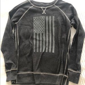 Eddie Bauer crewneck